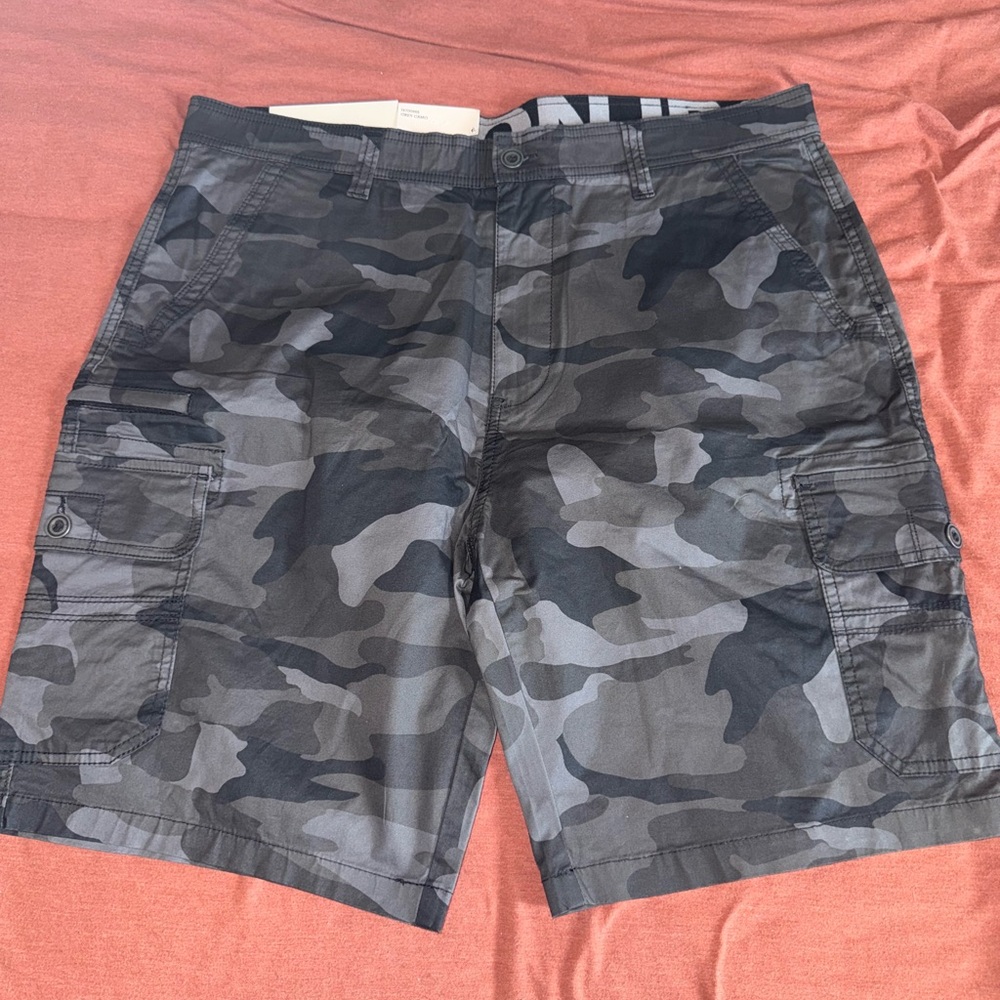 Men’s Cargo Shorts